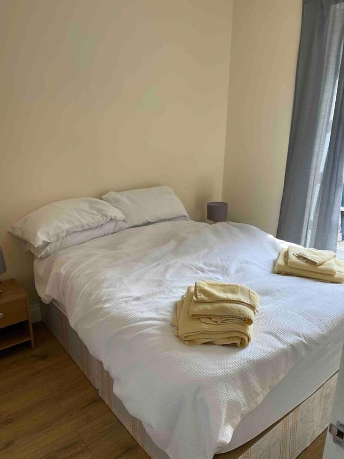 Quiet And Cozy 2 Seperate Bedrooms And 2 Bathroom With Terrace Londres Exterior foto